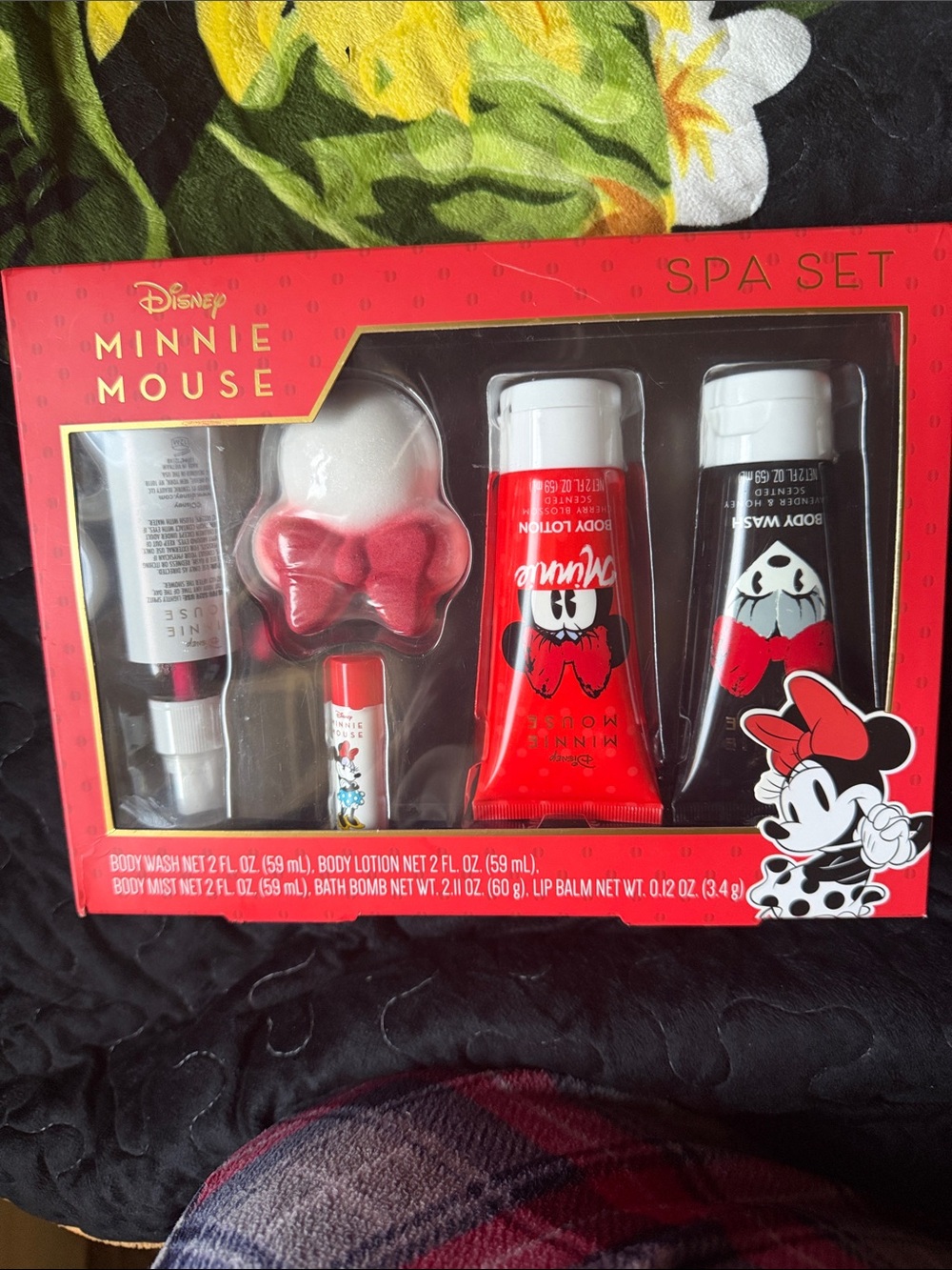 Disney Minnie Mouse Spa Set - Red, Black, White